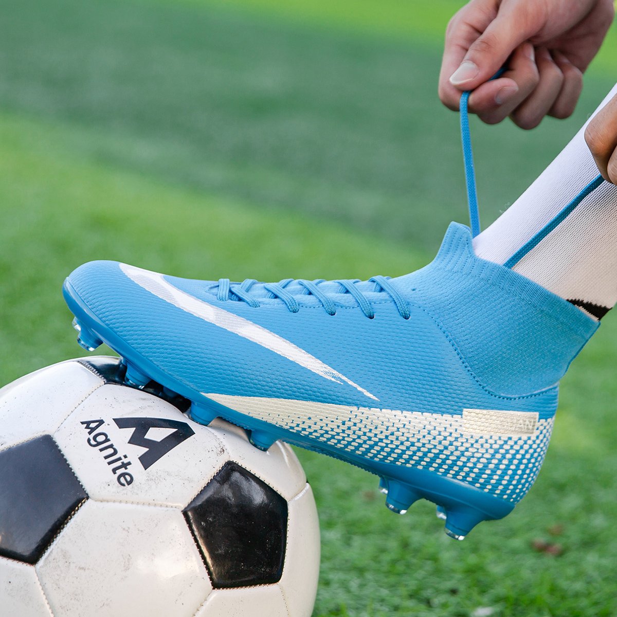 High quality factory customized hot selling long nail broken nail anti slip football shoes customized football shoes popular
