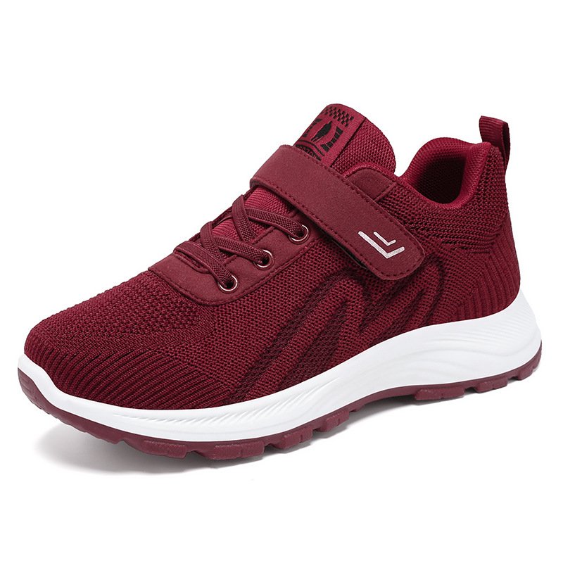 Old Beijing Shoes Girl, 2024 new light-soft sports shoes in the autumn and winter