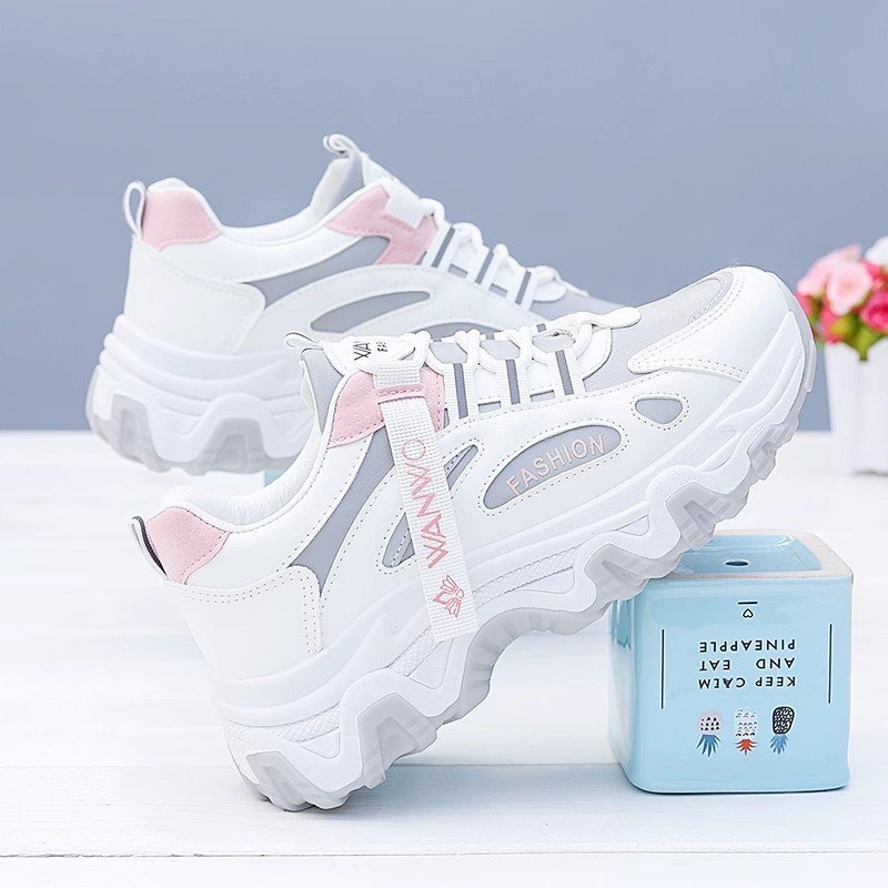 Li Ning Hin Yung, a woman running shoes in the spring and autumn, lightened by the shock, soft-skinned old man's shoes
