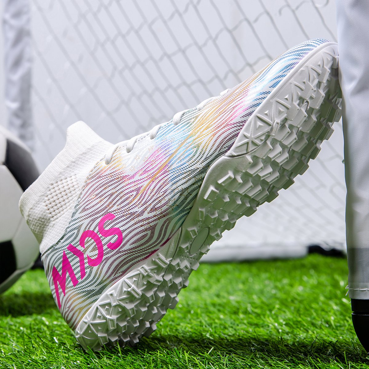 High quality factory customized hot selling long nail broken nail anti slip football shoes customized football shoes popular