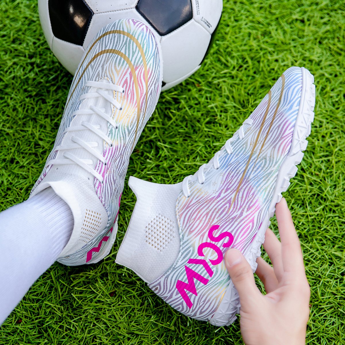 High quality factory customized hot selling long nail broken nail anti slip football shoes customized football shoes popular