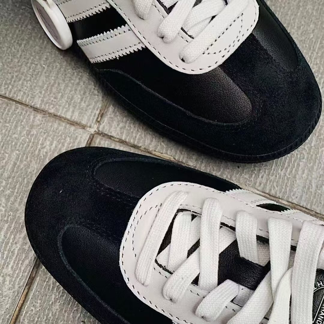 Korea limits Adidas Adidasssamba to JP 5282 for men and women leisure sports for 75 years