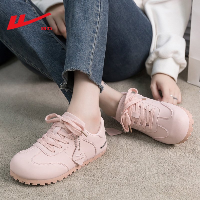 A new 2024 for girls in retrospect shoes