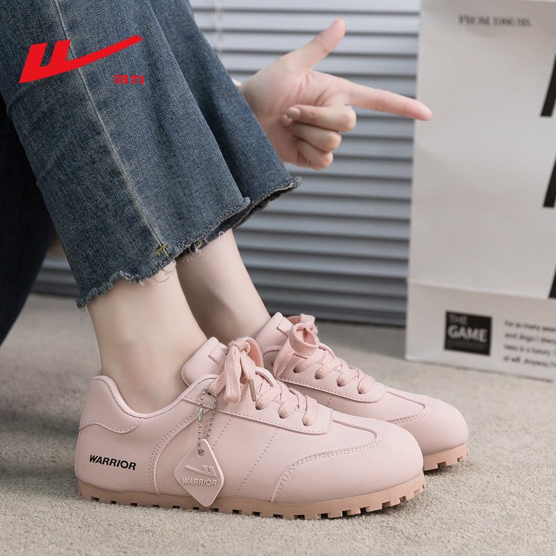 A new 2024 for girls in retrospect shoes