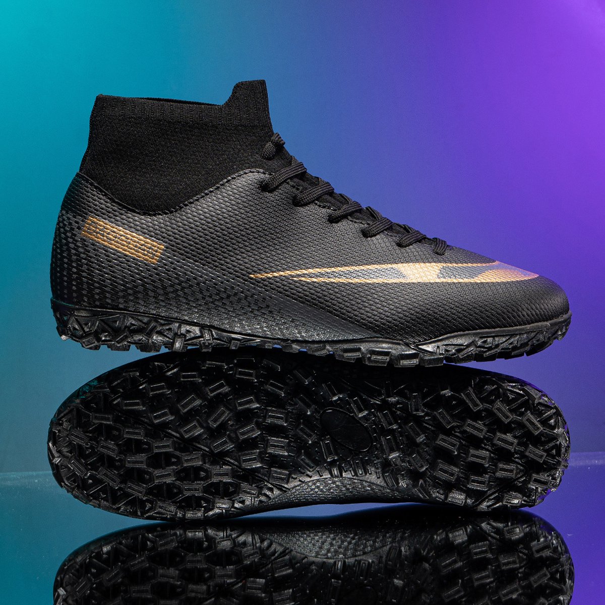High quality factory customized hot selling long nail broken nail anti slip football shoes customized football shoes popular