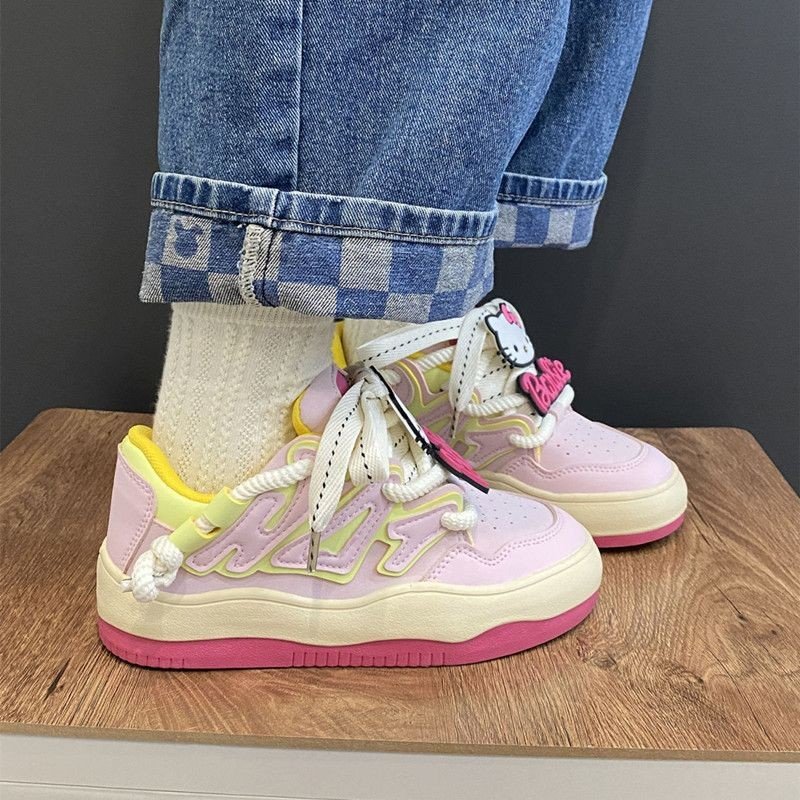 It's a small-scale design of cute cartoons for schoolgirls
