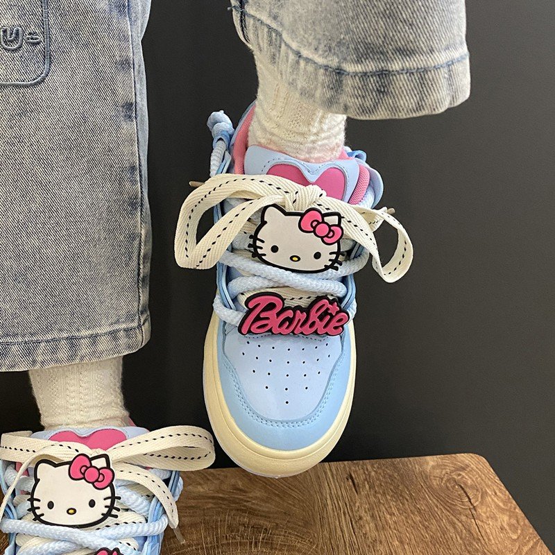 It's a small-scale design of cute cartoons for schoolgirls