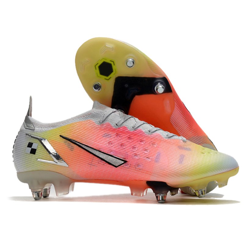 Professional Football Shoes Men New Soccer Cleats Long Spikes Cr7 Outdoor SG Soccer Training Sneakers For Men Women Soccer Shoes