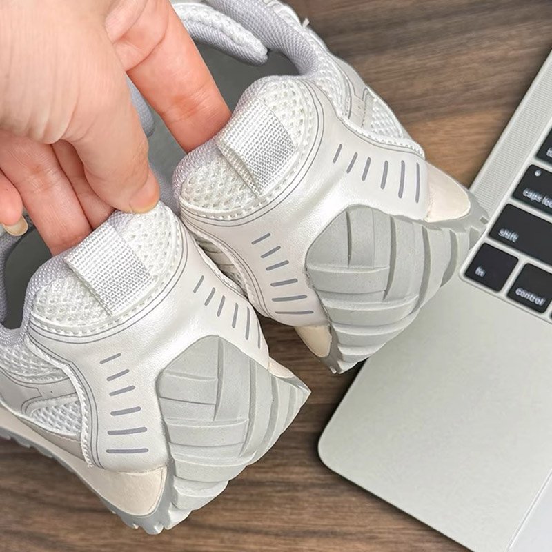 Babelbeth put on a light-heavy 2024 new girls' sneakers in summer