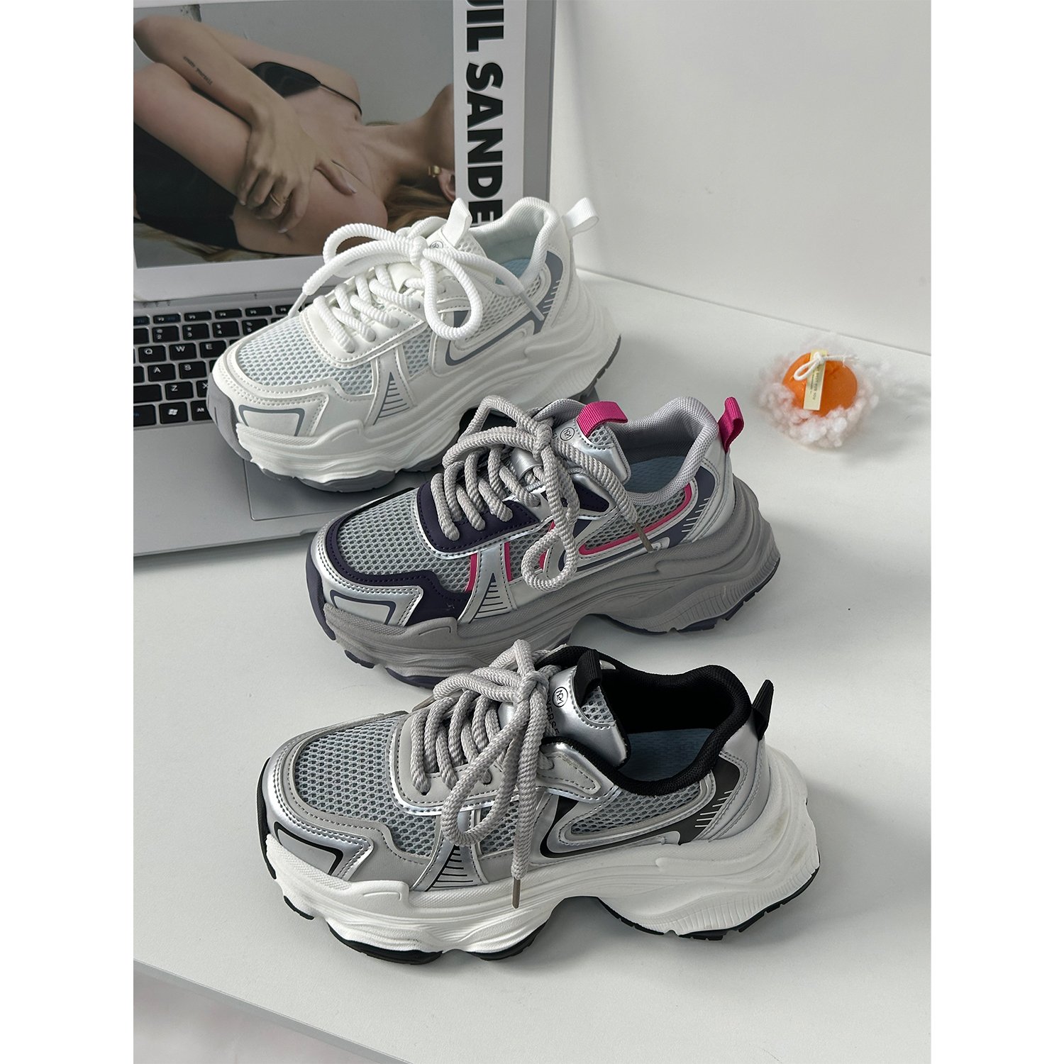A new 2024 of Misty's big sportsgirls' shoes