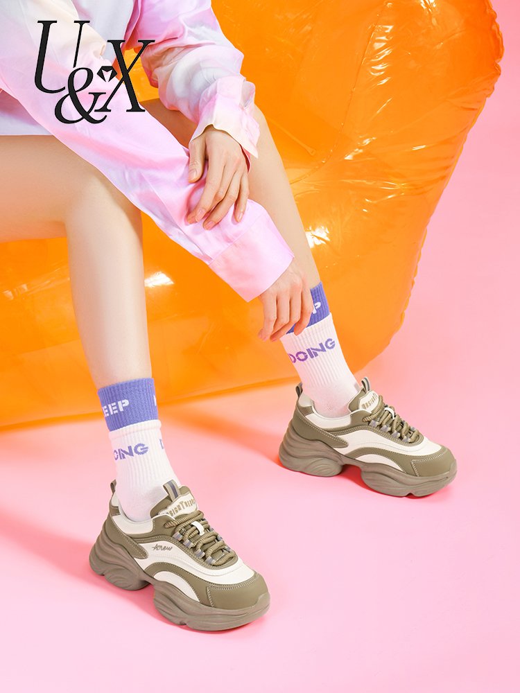 old man's shoes are 2024 new spring and autumn