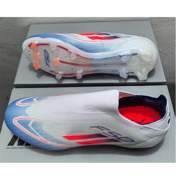 2024 Latest New Fashion Classic Fly Mesh High School Football Soccer Shoes Boots Cleats for Students Men Women Adults Kids