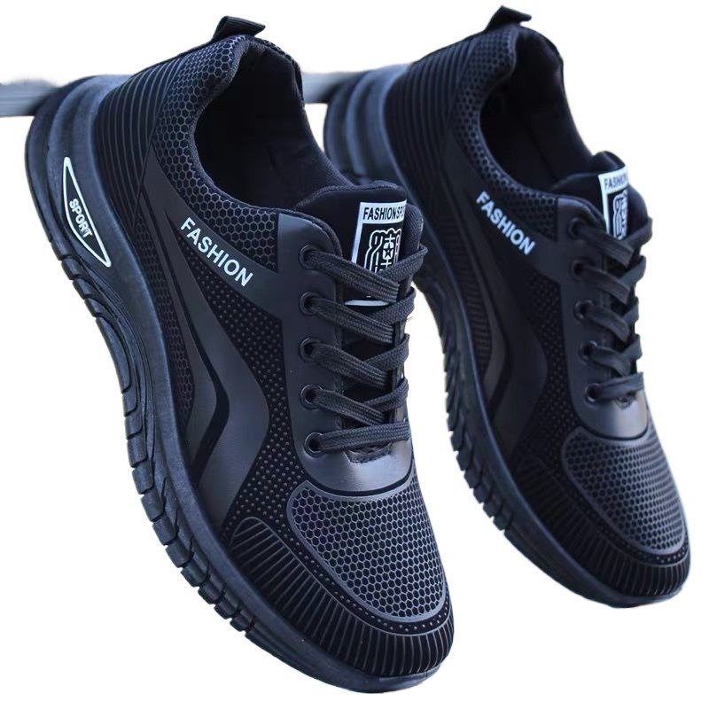 Waterproof slippers, men with spring and fall sneakers, men with black-covered sneakers, men with sport shoes