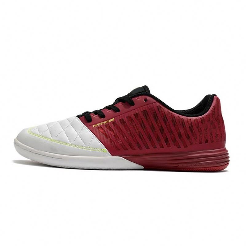 High Quality Custom Football Boots Wear-Resistant Outdoor Futsal Soccer Shoes for Summer Winter Spring Seasons