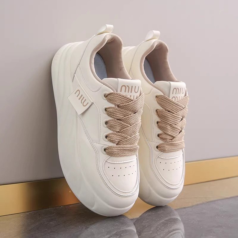NEW BOLUNE/NEW BRAUN GIRL'S 2024 NEW WHITE SHOES