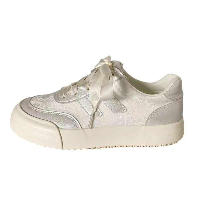 New Chinese-based white shoe girl, 2024 new summer super-hot slab-shoe student