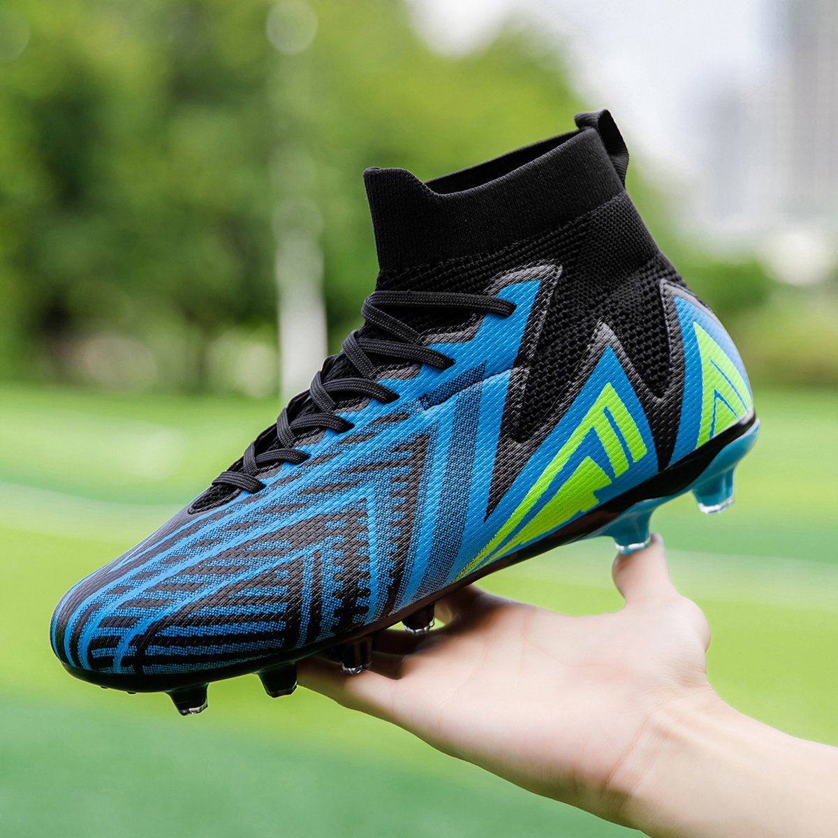 High quality factory customized hot selling long nail broken nail anti slip football shoes customized football shoes popular