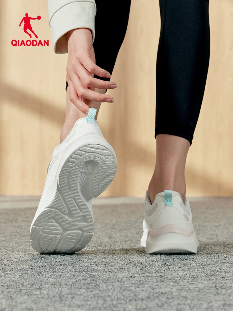 Jordan girls' sneakers, 2024, new tremors, and waterproof jogging shoes
