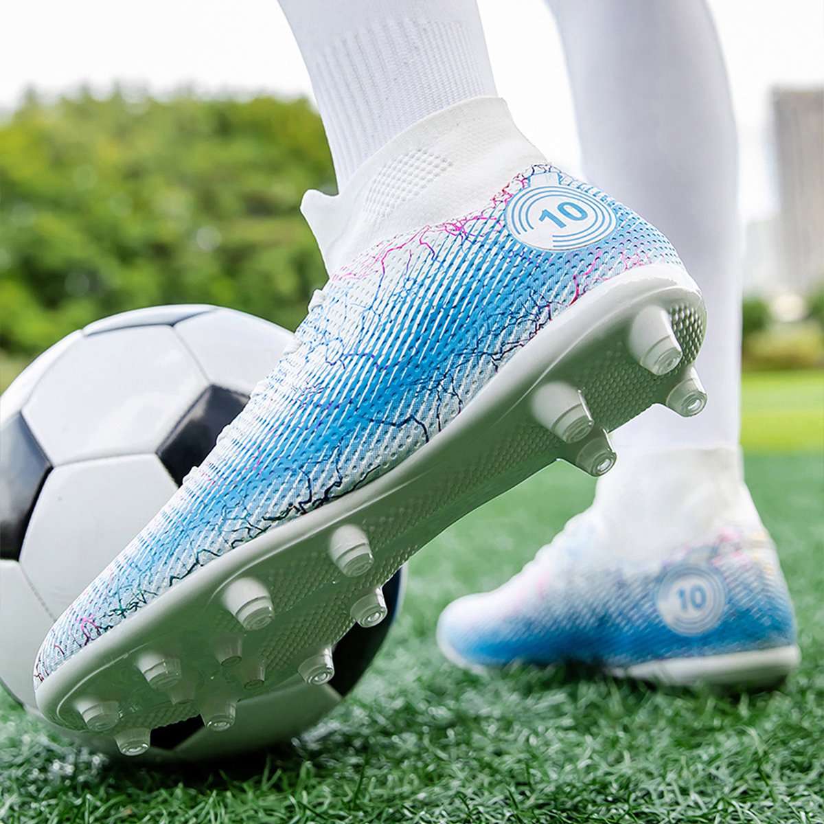 High quality factory customized hot selling long nail broken nail anti slip football shoes customized football shoes popular