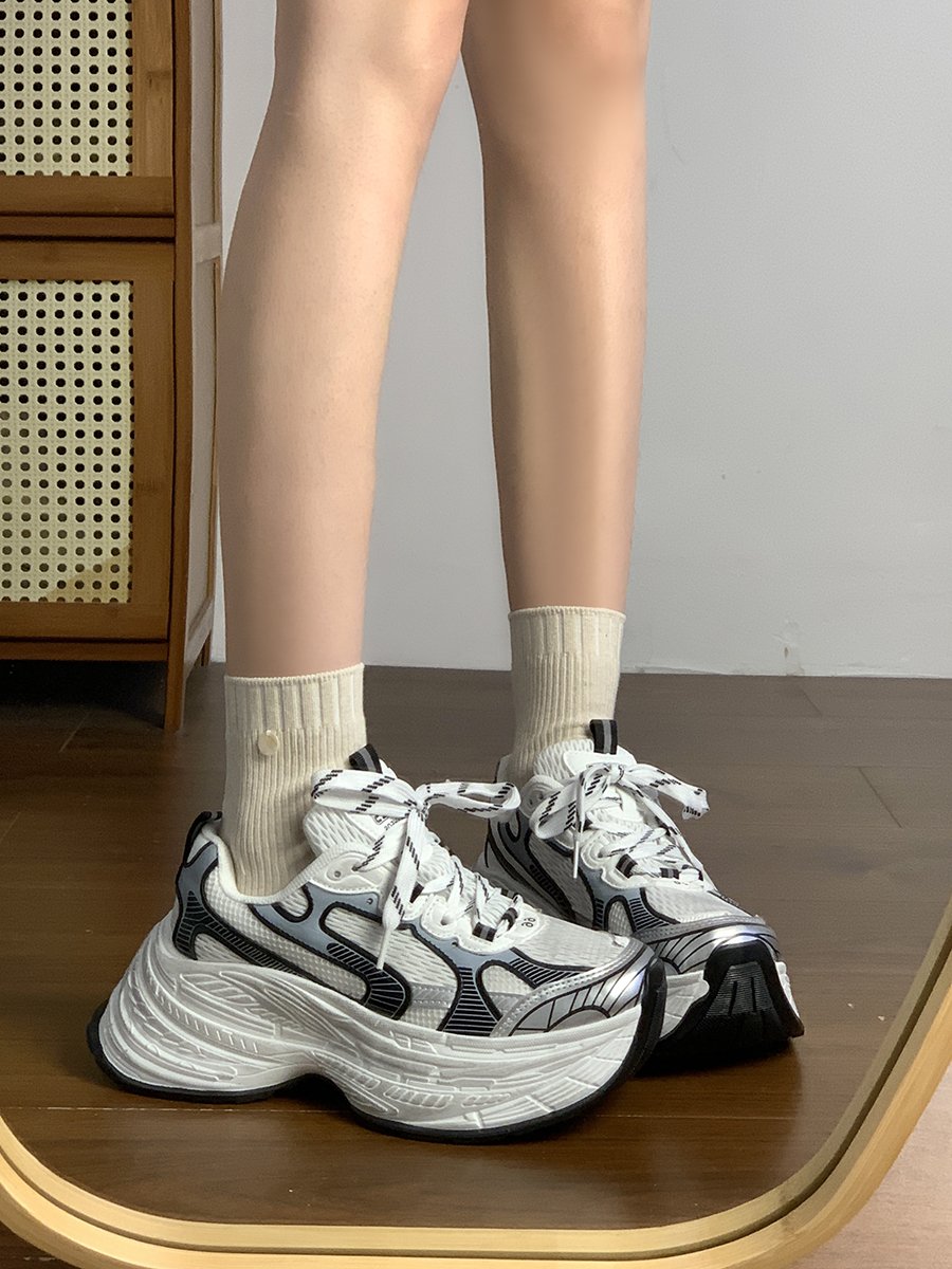 We're going to get some air, and Daddy's shoes, 2024, and the new girls, they're going up and up
