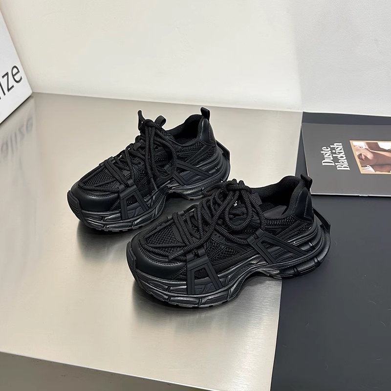 Old man's shoes and girls' new 2024 fall net re-embracing colored shoes to raise their feet for leisure