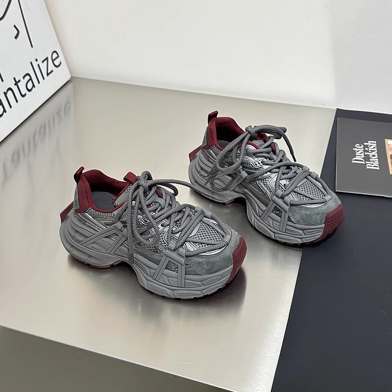 Old man's shoes and girls' new 2024 fall net re-embracing colored shoes to raise their feet for leisure
