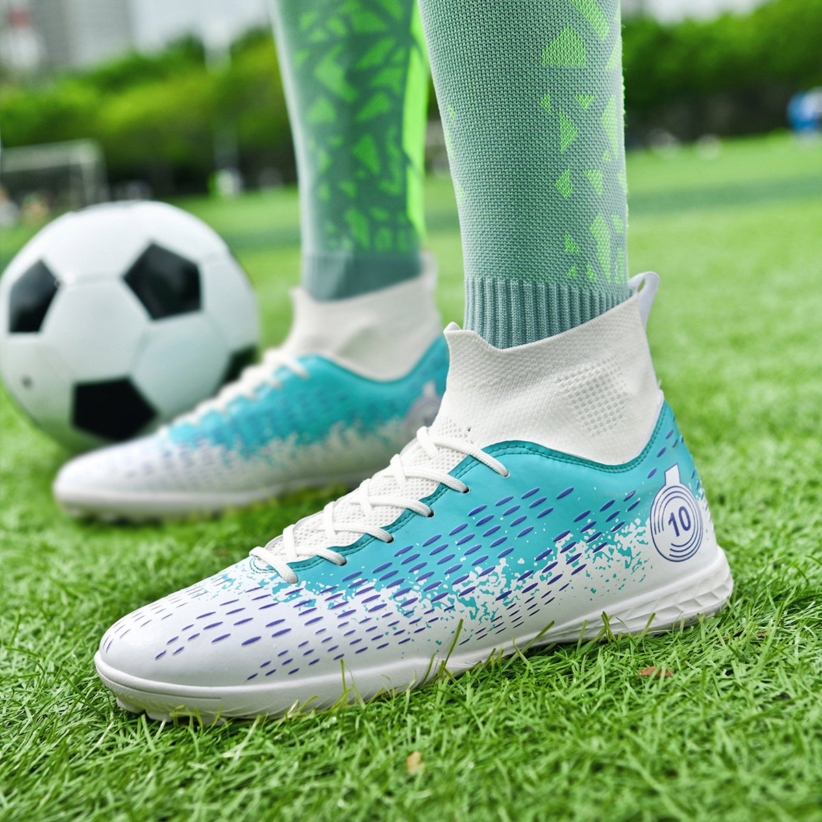 High quality factory customized hot selling long nail broken nail anti slip football shoes customized football shoes popular