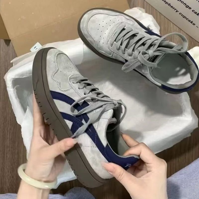 Round head colored shoes for schoolgirls, 2024