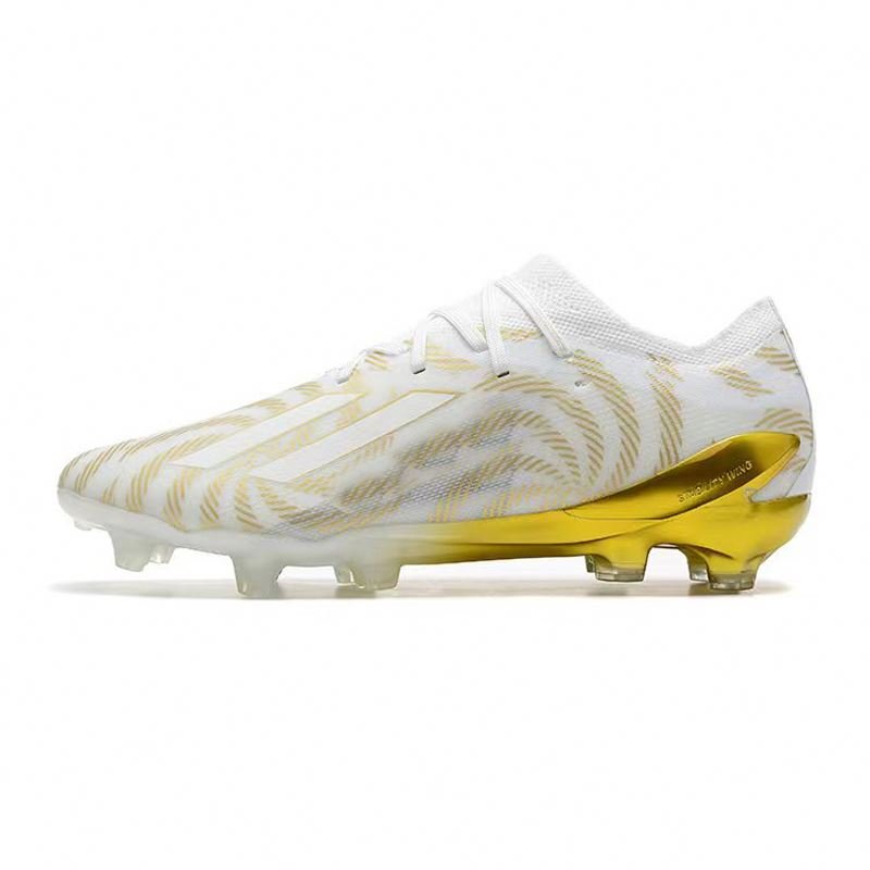 Unisex Soccer Shoes Turf Youth Football Boots Indoor Athletic Sneaker with Retro Style Plush Lining for Summer Autumn Walking