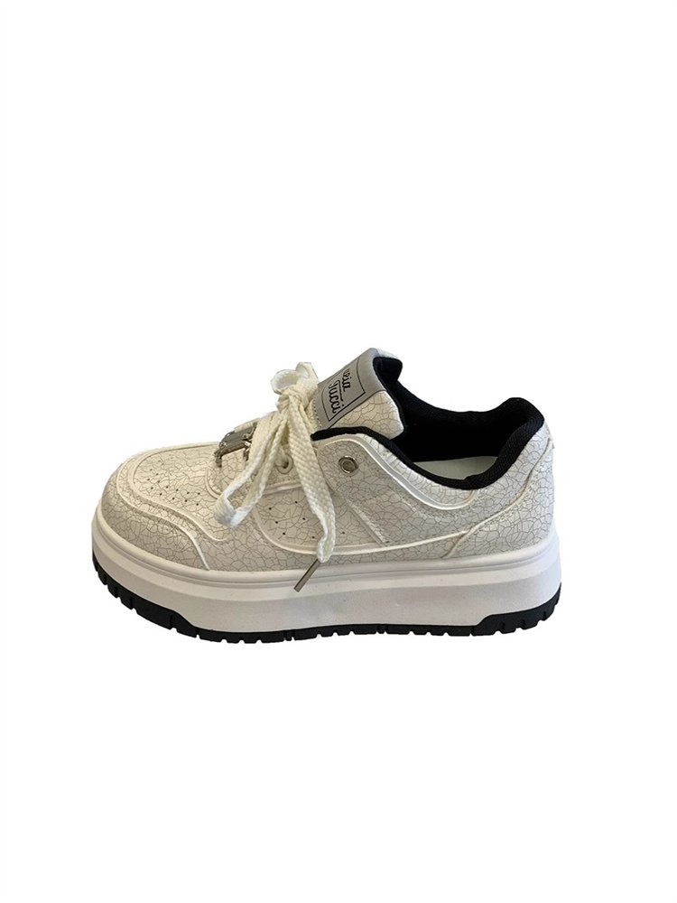 Zhao Ruth White Deer, same-bracked white-shoe girl, 2024