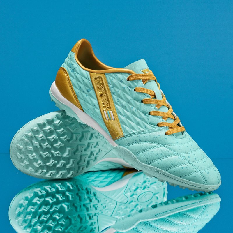 Adult Sports Soccer Shoes Synthetic Soccer Shoes Wholesale Cheap Price Professional Men's RTS Cotton Rubber Soccer Boots