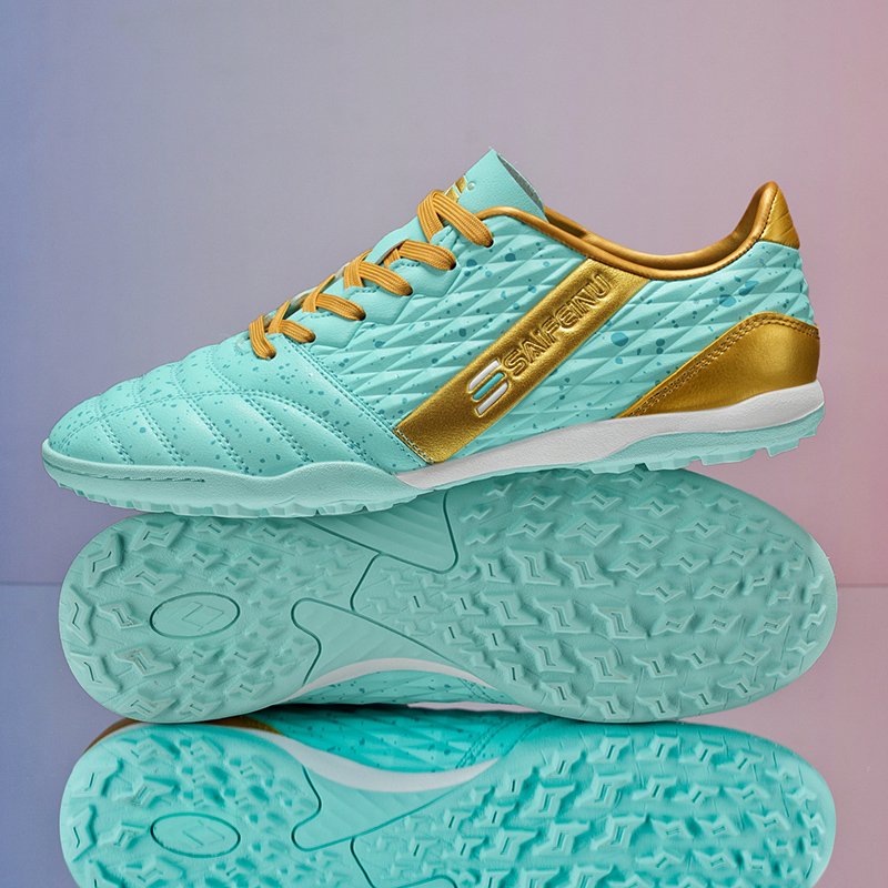 Adult Sports Soccer Shoes Synthetic Soccer Shoes Wholesale Cheap Price Professional Men's RTS Cotton Rubber Soccer Boots