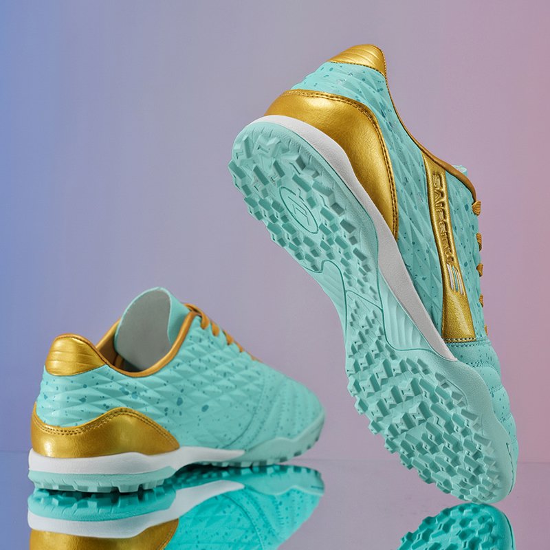 Adult Sports Soccer Shoes Synthetic Soccer Shoes Wholesale Cheap Price Professional Men's RTS Cotton Rubber Soccer Boots