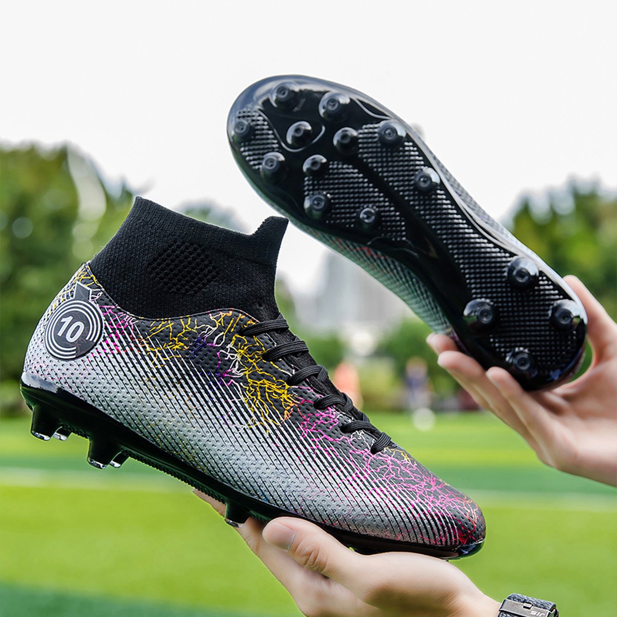 High quality factory customized hot selling long nail broken nail anti slip football shoes customized football shoes popular
