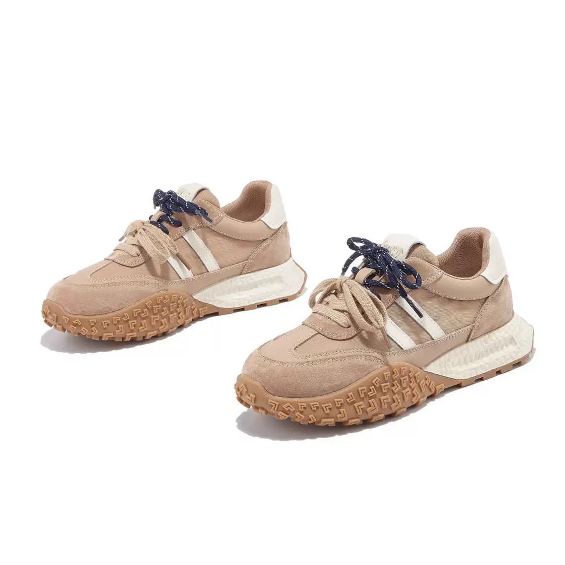 In the early and the early and the late autumns, we're going to train the children of the Bagan Shoes in their new 2024 spring summer and fall