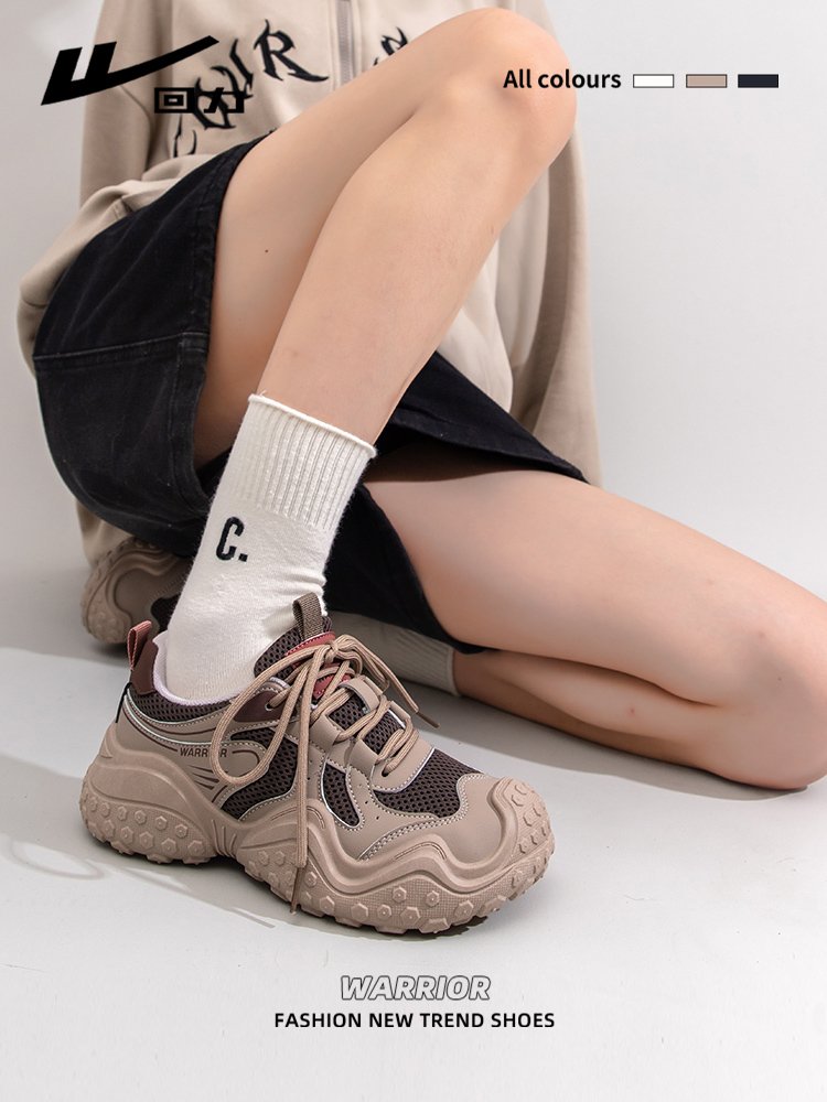 A new 2024 in the fall in the back-dry old man's shoes for outdoor recreation