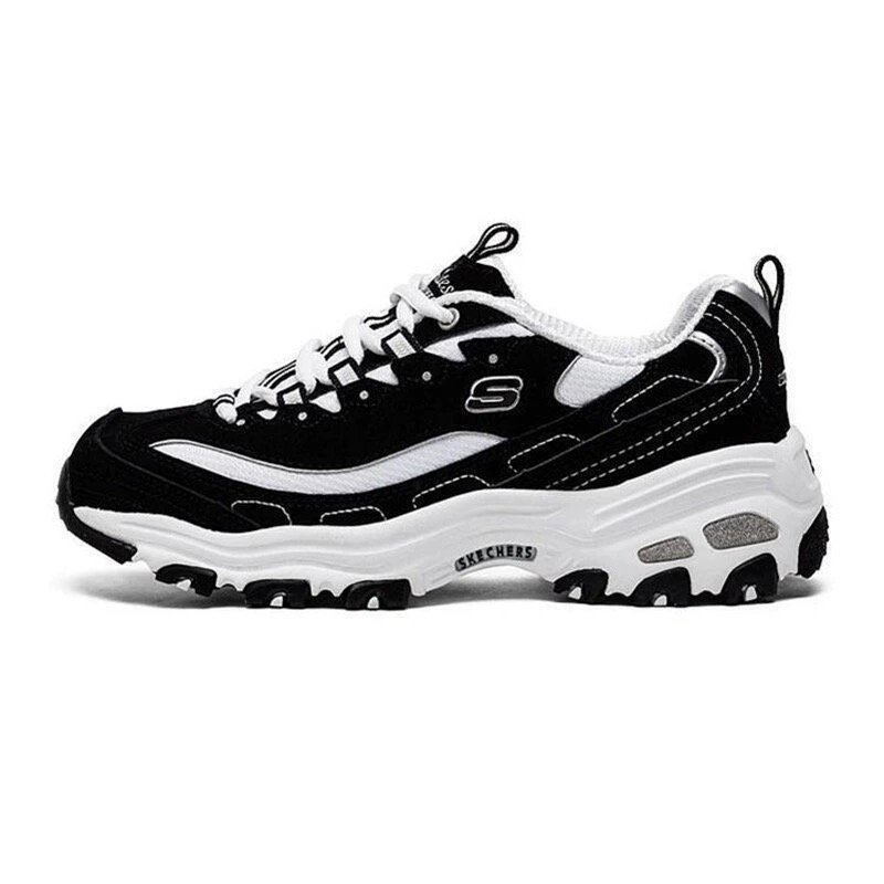The 10th anniversary of Scage's girls' panda's shoes were aired in the classic black-and-white-coloured base