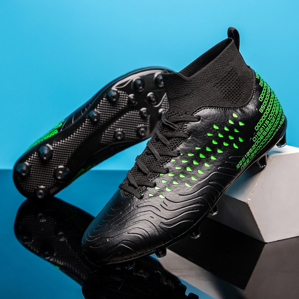High quality factory customized hot selling long nail broken nail anti slip football shoes customized football shoes popular