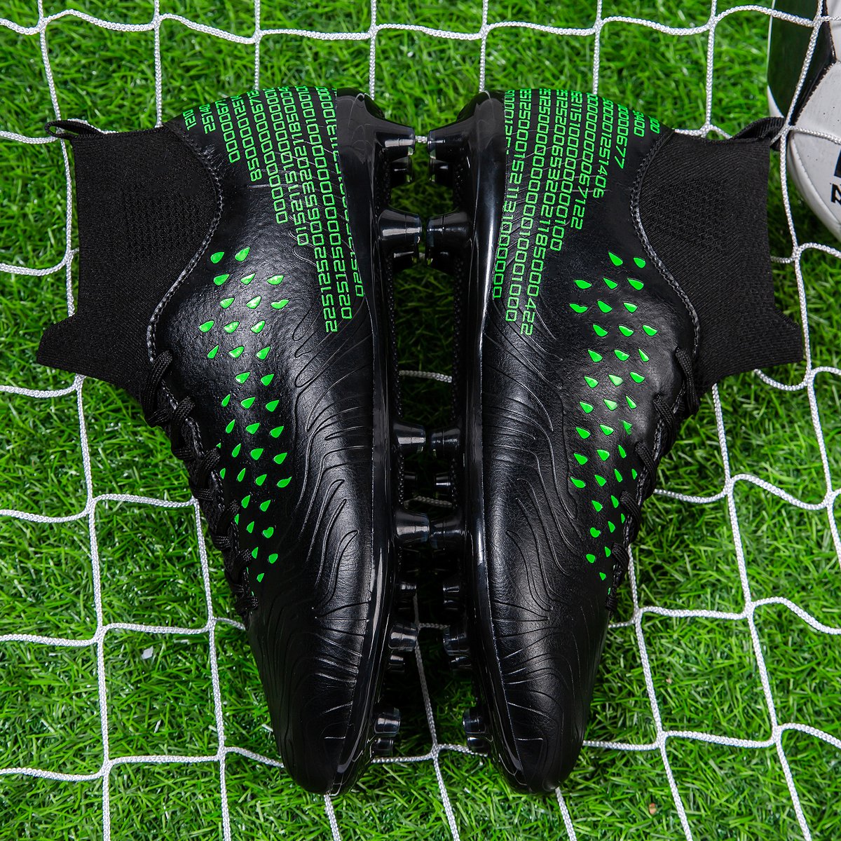 High quality factory customized hot selling long nail broken nail anti slip football shoes customized football shoes popular