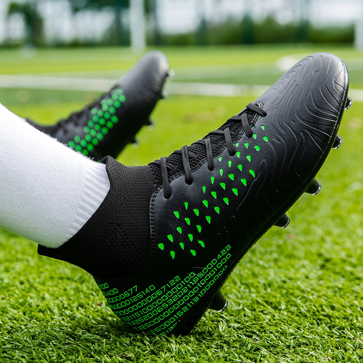 High quality factory customized hot selling long nail broken nail anti slip football shoes customized football shoes popular