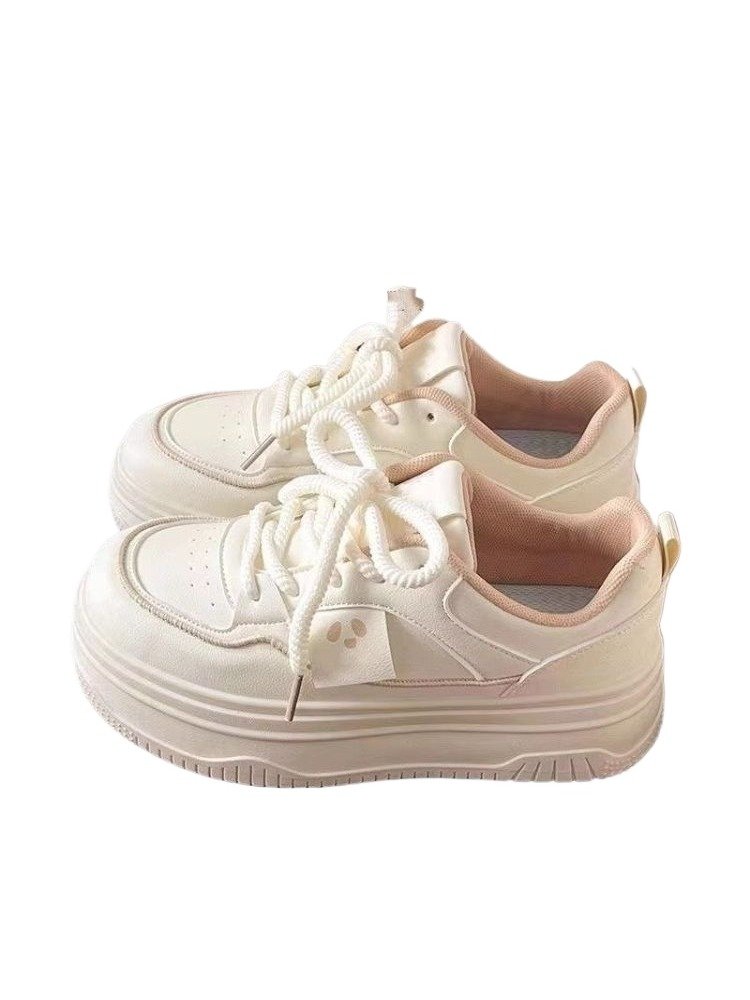 A new 2024 in the fall for the troupe troupe shoe girl
