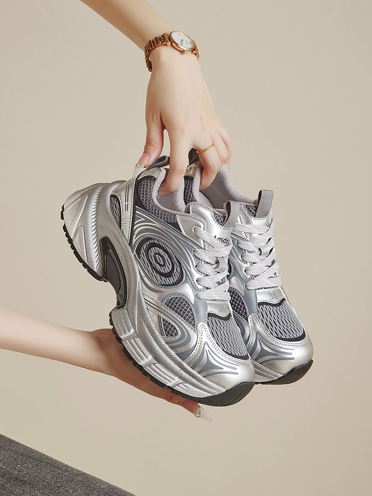 The silver turbo old man's shoe girl's 2024 new spring, autumn, and dirty shoes' leisure movement has grown thick and high