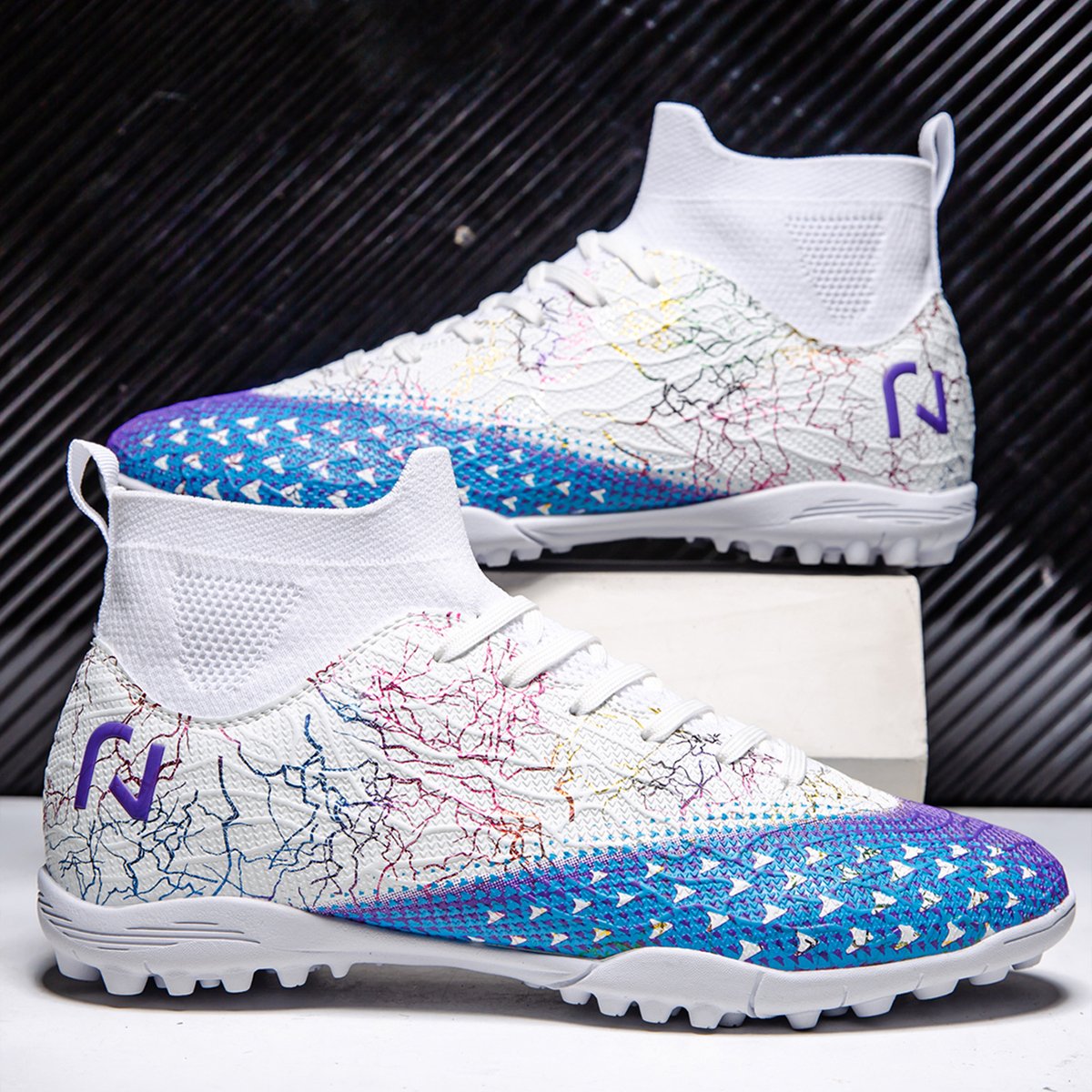 High quality factory customized hot selling long nail broken nail anti slip football shoes customized football shoes popular