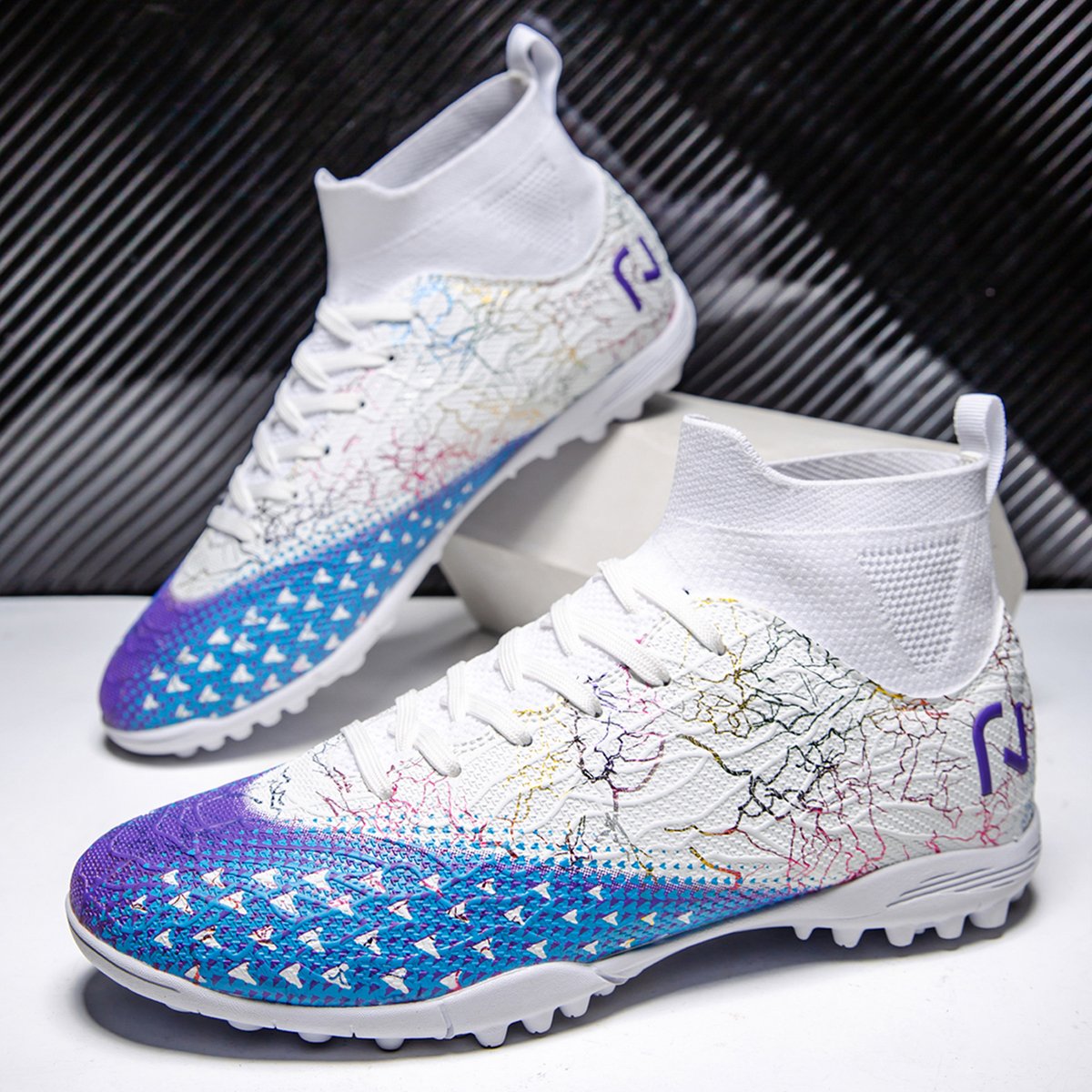 High quality factory customized hot selling long nail broken nail anti slip football shoes customized football shoes popular