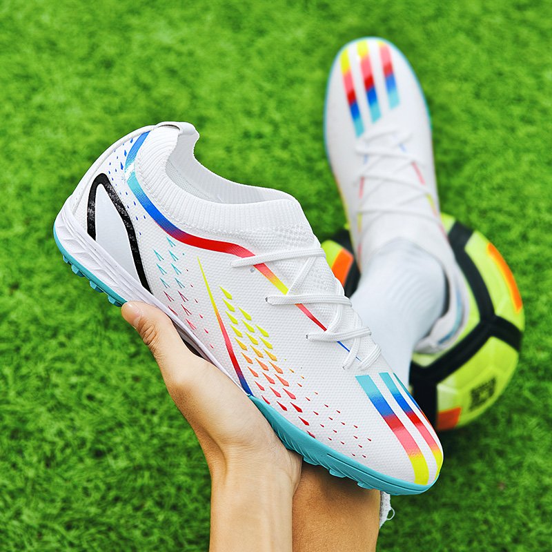 OEM Hot Summer Football Shoes Boys Breathable Children Adult College Students Men Training white Soccer Shoes
