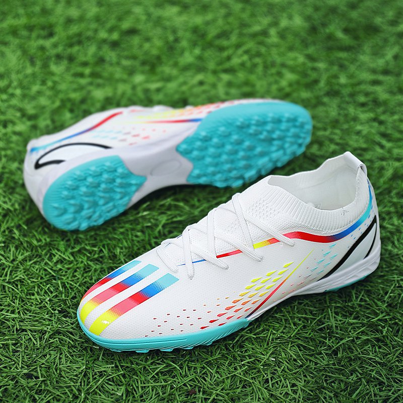 OEM Hot Summer Football Shoes Boys Breathable Children Adult College Students Men Training white Soccer Shoes