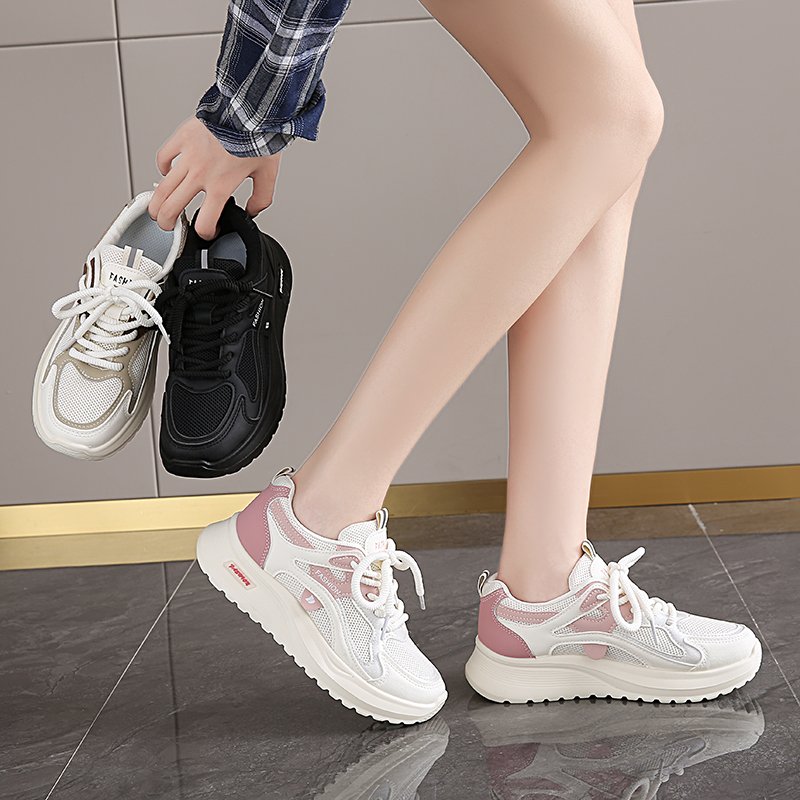 The girls' high-shoe sports exam, 2024, jumps the ropes, cuts off the tremor running shoes