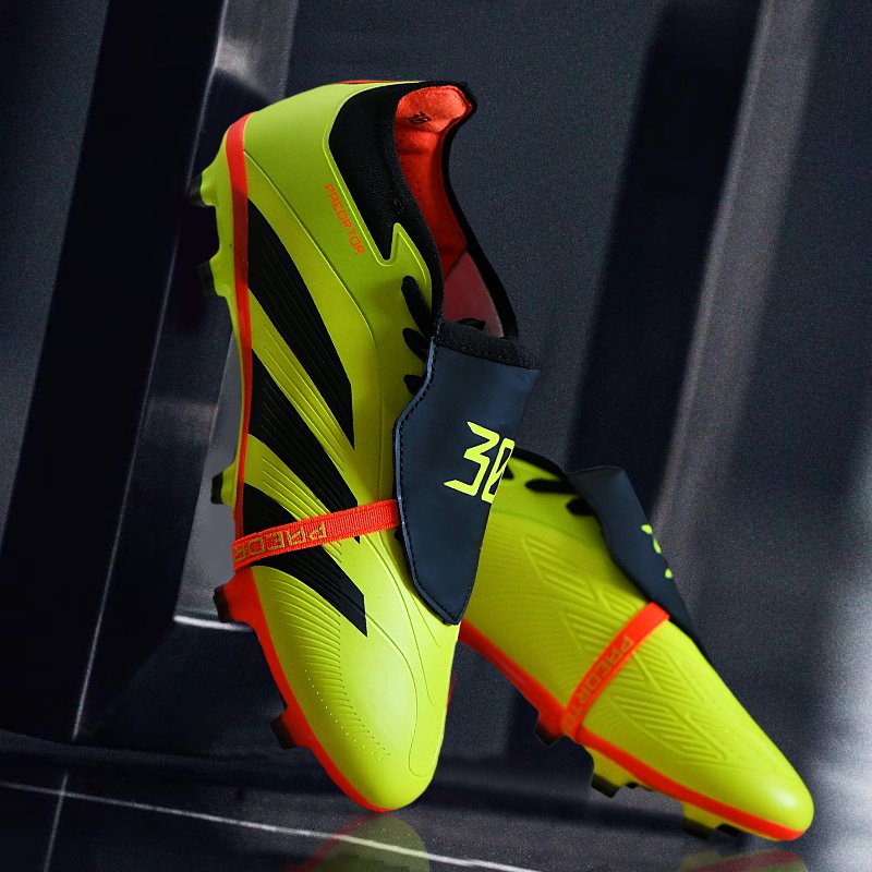 High Tops Soccer Shoes FG Cleats Mens Outdoor Football Boots Men Training Breathable Soccer Shoes
