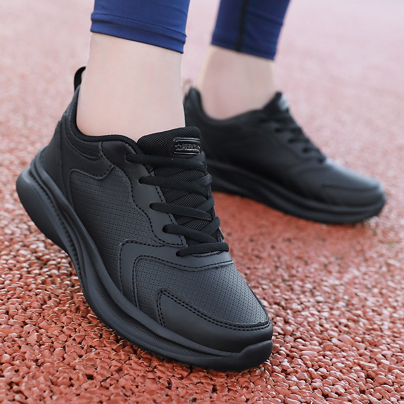 Swimming new women's shoes, fall-covered, water-soft-coated, light-sliding, leisure-seeing women