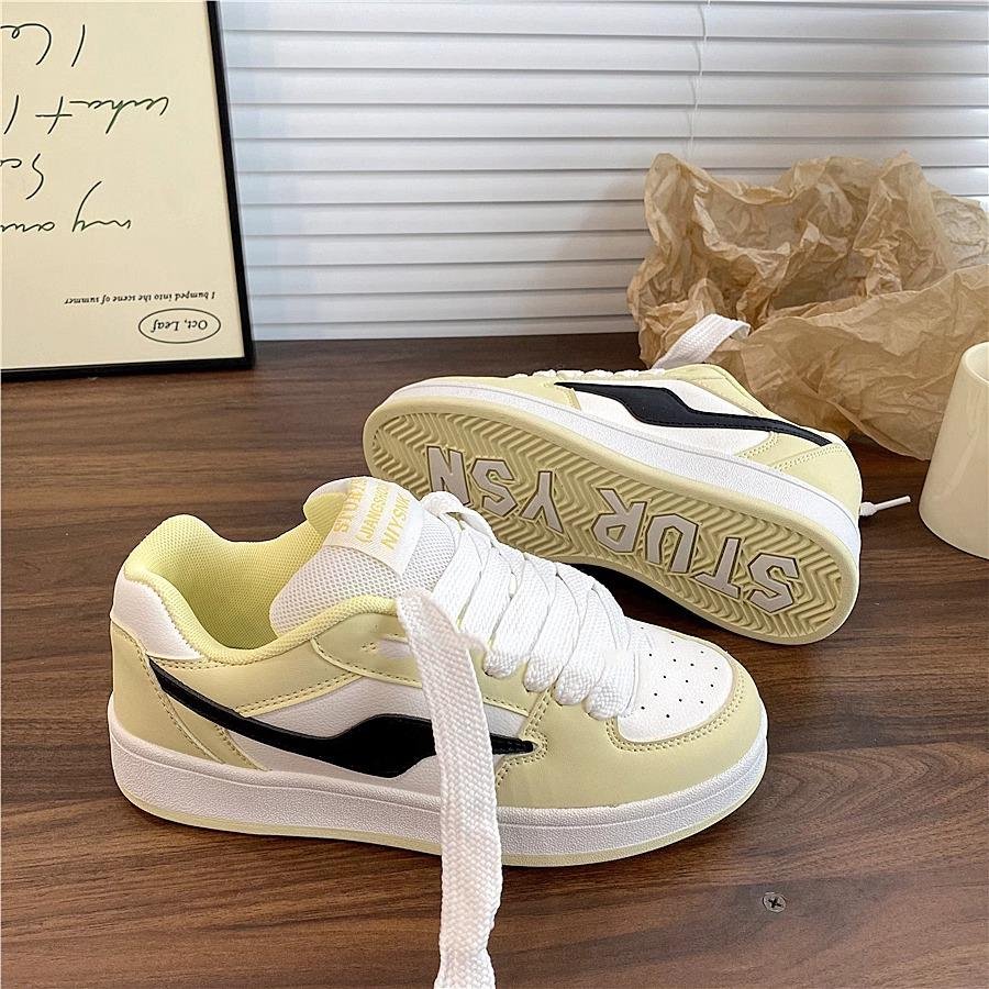 the school's 2024-year-old breadboard shoegirls are in the groove of a little white shoes